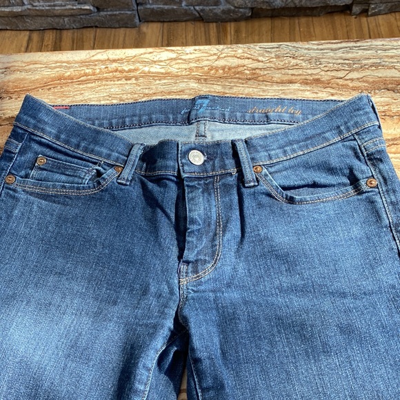 7 for all mankind straight leg jeans in blue denim. size 28 with lots of stretch - Picture 5 of 10